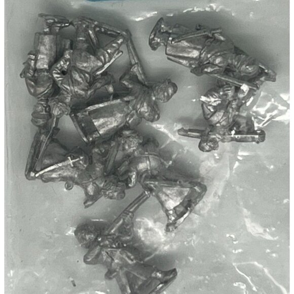 Essex Miniatures RNC9 16-17th Century Cossack Arquebusiers, Asst. Dress & Poses - Picture 4 of 4